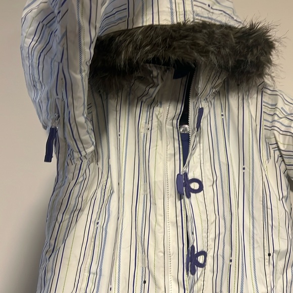 Girls Luminous Burton Ski/snowboard jacket | size L (US 10-14) - Picture 7 of 12